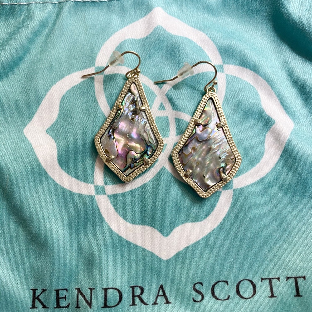 Gorgeous Kendra Scott Earrings